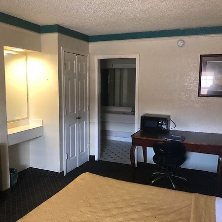 Americas Best Value Inn DEN Dış mekan fotoğraf