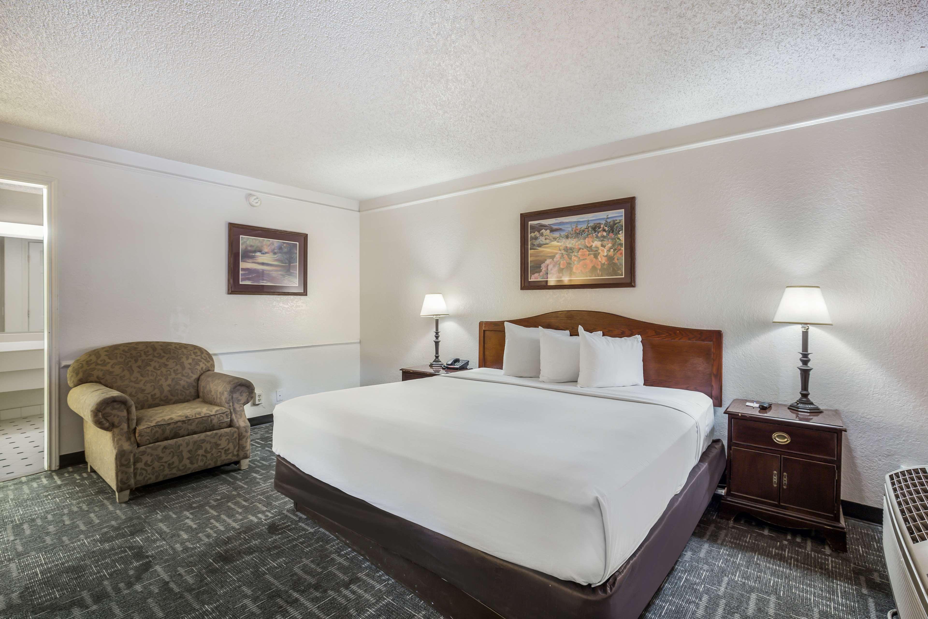 Americas Best Value Inn DEN Dış mekan fotoğraf