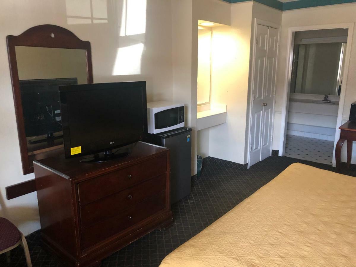 Americas Best Value Inn DEN Dış mekan fotoğraf